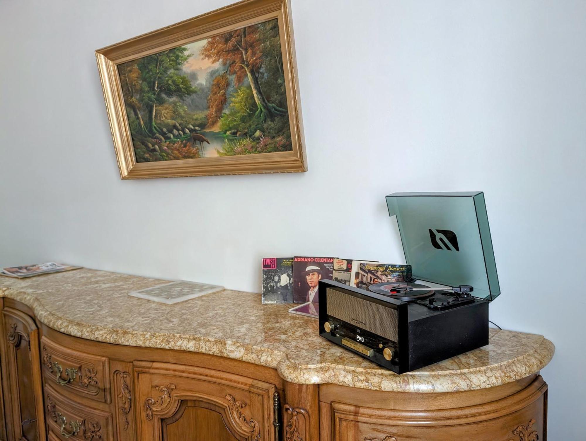 Maison De Style Tout Confort, Position Ideale, Avec Clim Et Petit Exterieur Orange  Esterno foto