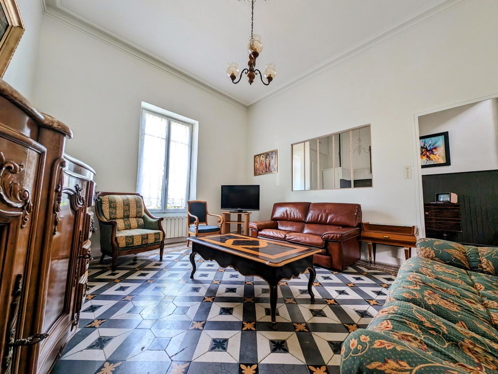 Maison De Style Tout Confort, Position Ideale, Avec Clim Et Petit Exterieur Orange  Esterno foto